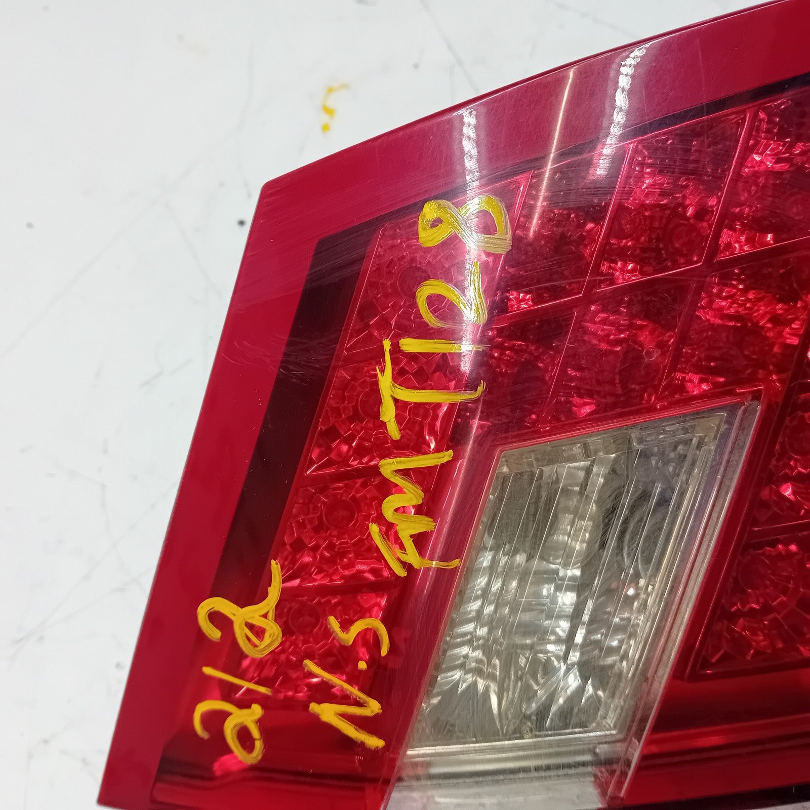 MERCEDES E-CLASS W212 PASSENGER SIDE NS REAR TAIL LIGHT A2129060358 2011 FMT128