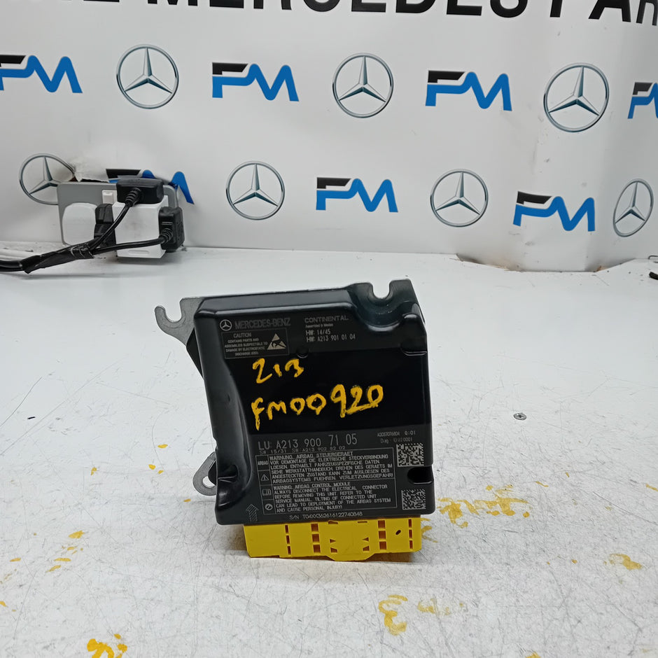 MERCEDES E-CLASS AIRBAG CONTROL MODULE W213 A2139007105 FM00920