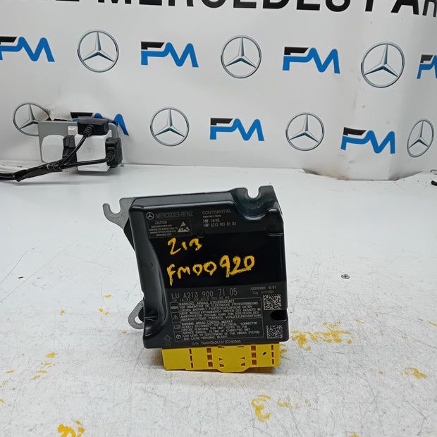 MERCEDES E-CLASS AIRBAG CONTROL MODULE W213 A2139007105 FM00920