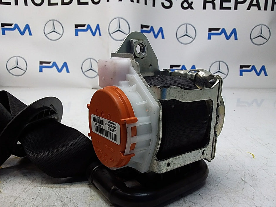 MERCEDES A CLASS  FRONT RIGHT SEAT BELT WITH PRETENSIONER A1778600800 FMS55 OSF