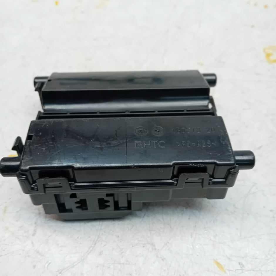 MERCEDES E CLASS 2016 W213 AIR CONDITIONING CONTROL MODULE A2139000407 FM00846