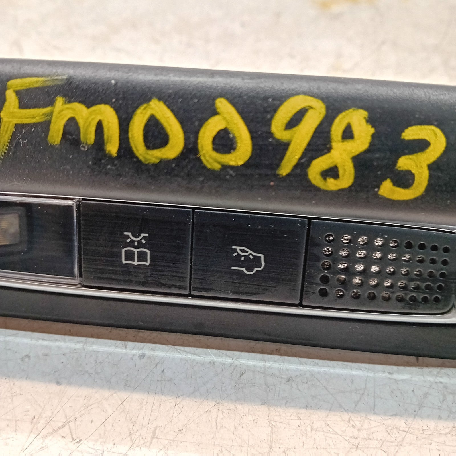 MERCEDES S-CLASS W222 INTERIOR LIGHT GRAB REAR HANDLE A0009062704 FM00983