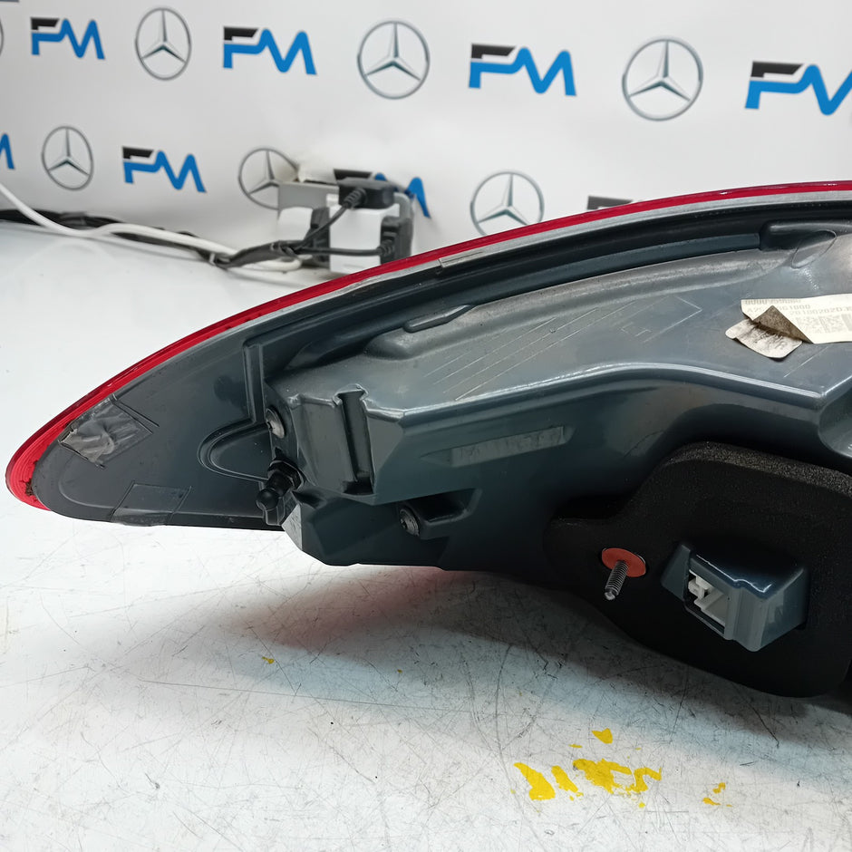 MERCEDES GLC W253 DRIVER SIDE OS REAR TAIL LIGHT A2539061000 2016 FMT162