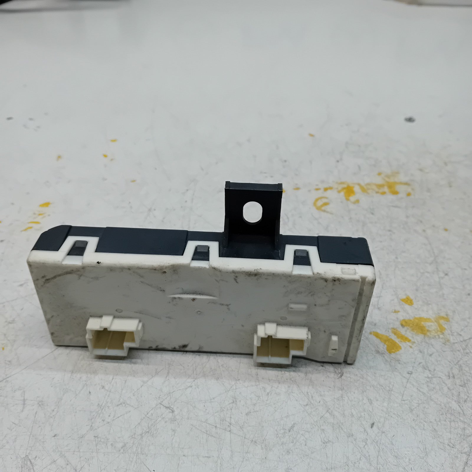 MERCEDES E-CLASS TAILGATE CONTROL MODULE W213 A2139004711 FM00863