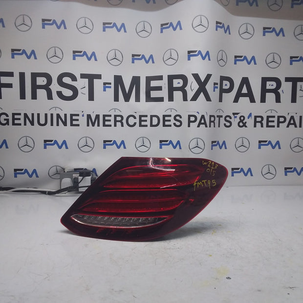 MERCEDES E-CLAZZ W213 DRIVER SIDE OS REAR TAIL LIGHT FMT95