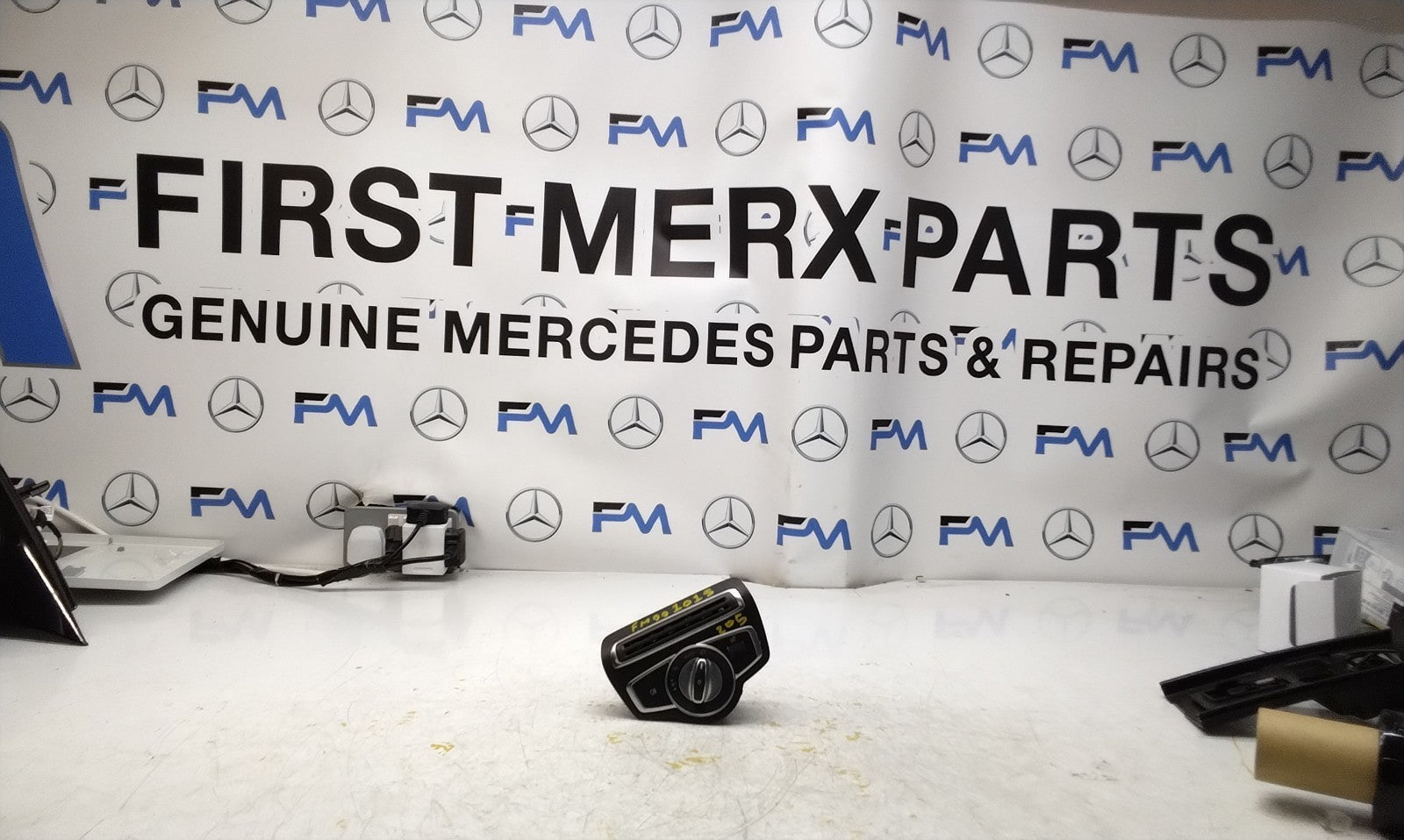 MERCEDES C-CLASS W205 HEADLIGHT CONTROL SWITCH 2014-2020 A2059051810 FM001015