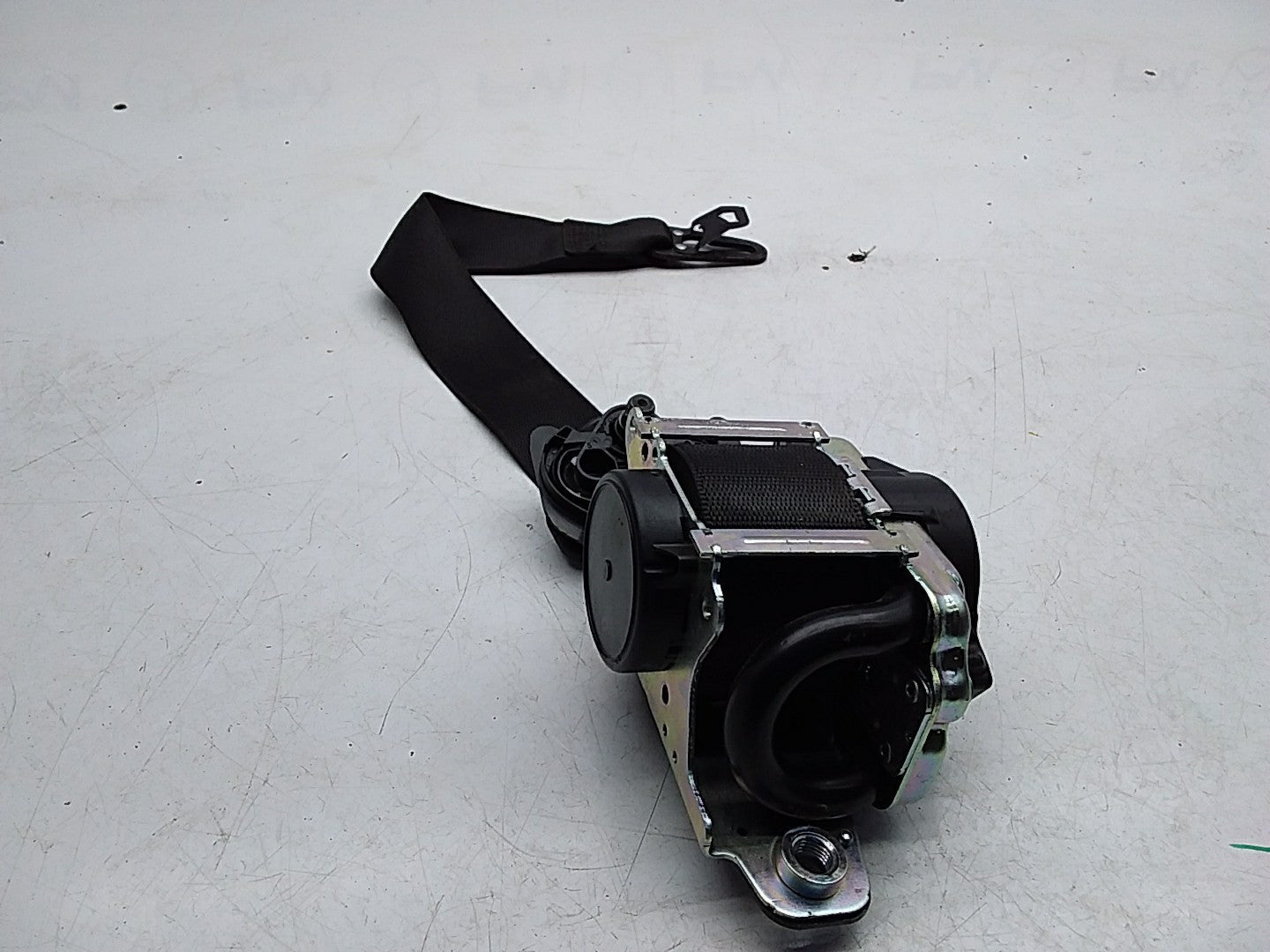 MERCEDES C-CLASS W205 SEAT BELT REAR RIGHT DRIVER SIDE A2058600285 FMS221 OSF