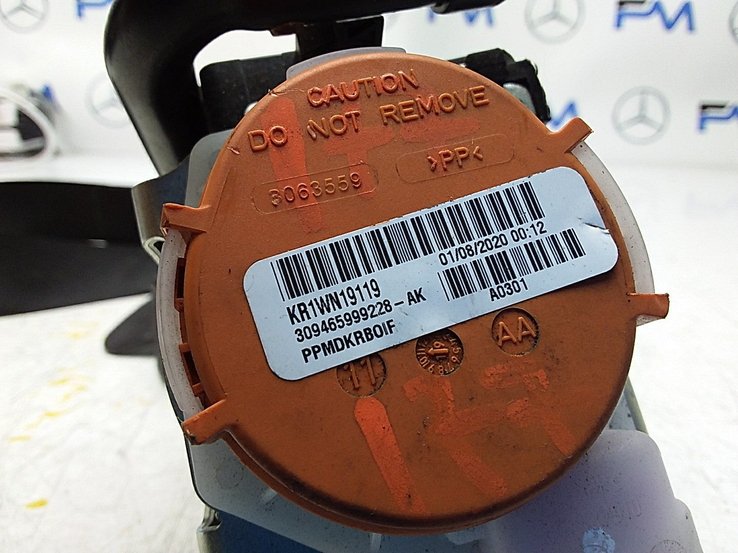 MERCEDES A CLASS  FRONT RIGHT SEAT BELT WITH PRETENSIONER A1778600800 FMS56 OSF