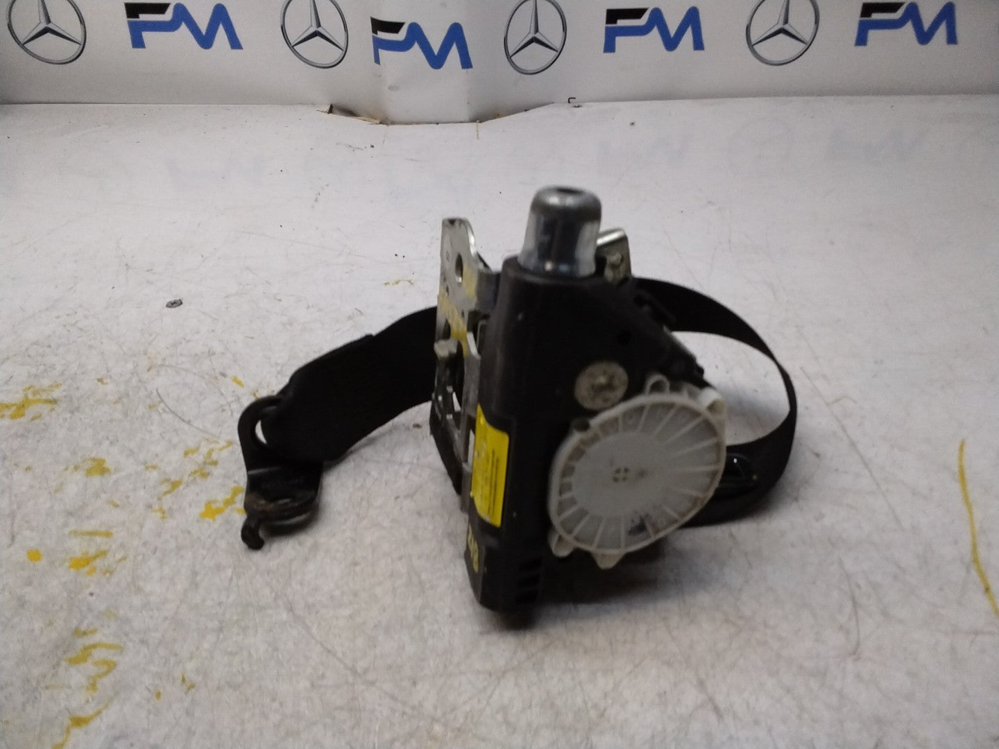 MERCEDES CLS CLASS SEAT BELT REAR RIGHT COUPE  A2188600285 FMS378 OSR