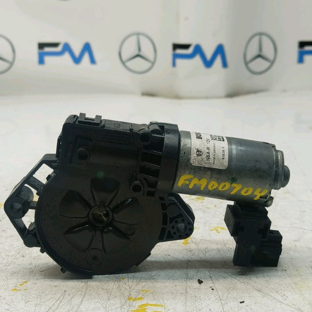 Mercedes C-CLASS W205 2018 Sunroof Motor Regulator 0390200101 FM00704