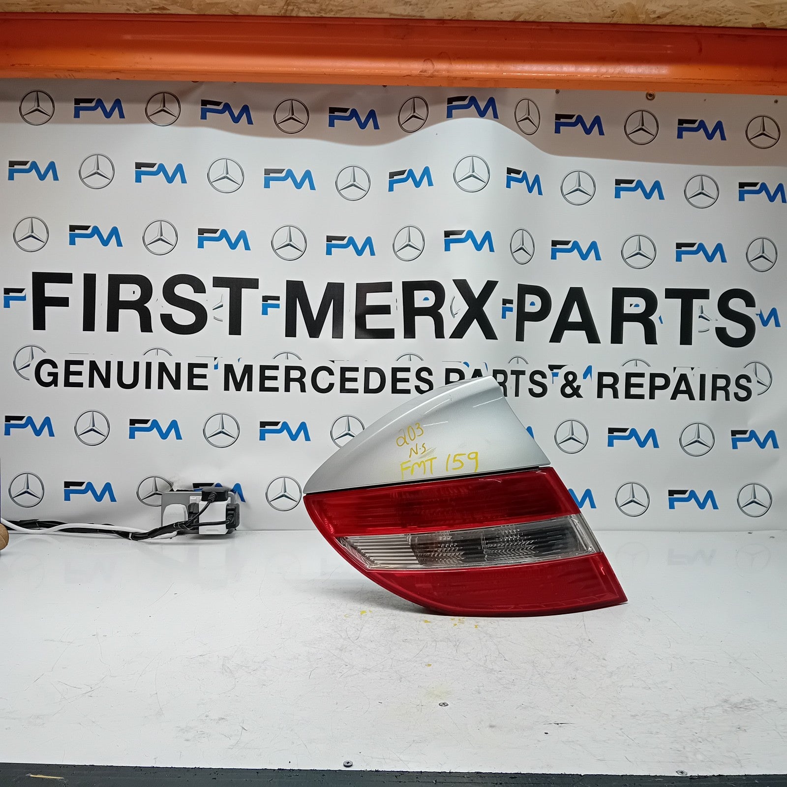 MERCEDES CLC W203 2008 PASSENGER SIDE NS REAR TAIL LIGHT A2038204764 FMT159