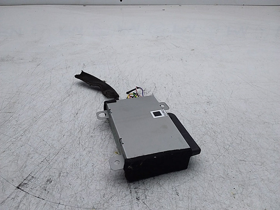 MITSUBISHI  OUTLANDER BLUETOOTH HANDS FREE MODULE FMR04 8785A076