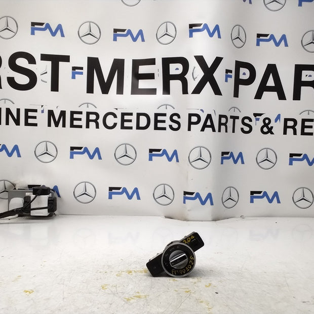 MERCEDES C-CLASS W204 HEADLIGHT CONTROL SWITCH 2014 A2049053103 FM001025