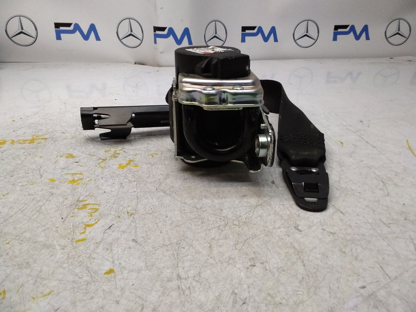 MERCEDES C-CLASS W205 SEAT BELT FRONT PASSENGER LEFT SIDE A2058600185 FMS332 NSF
