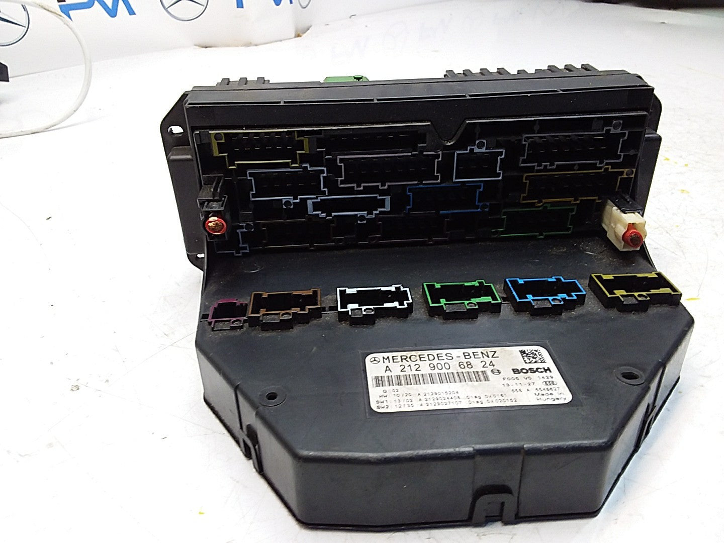 Mercedes E-CLASS W212 Fuse  Box RELAY A2129006824 FMF97
