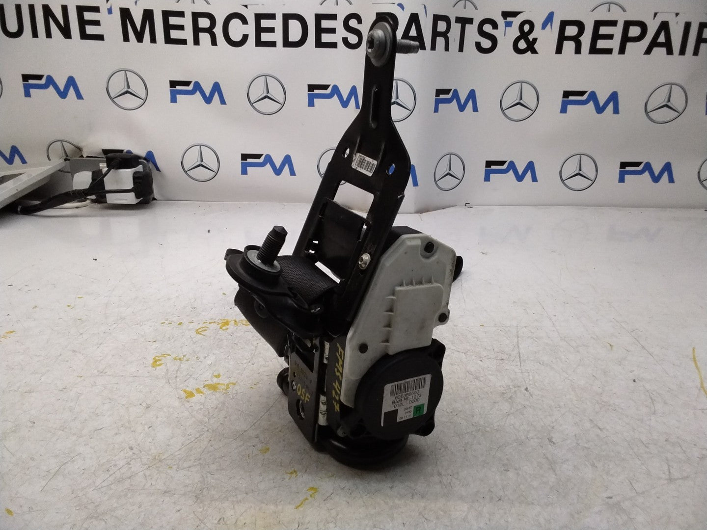 MERCEDES C-CLASS W204 SEAT BELT FRONT RIGHT DRIVER SIDE A2048601685 FMS427 OSF