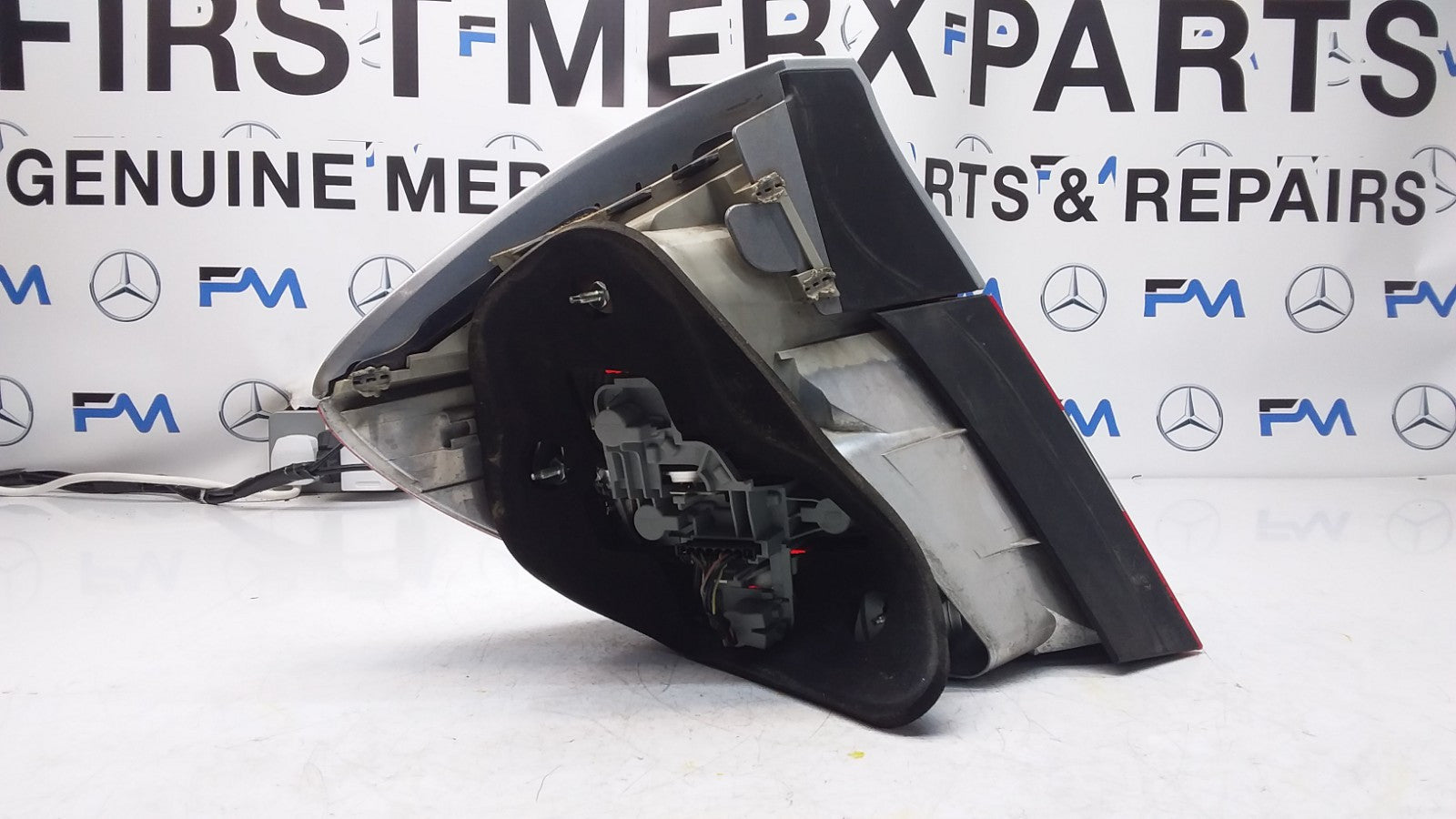 MERCEDES CLC W203 2010 DRIVER OS REAR TAIL LIGHT A2038205264 FMT156
