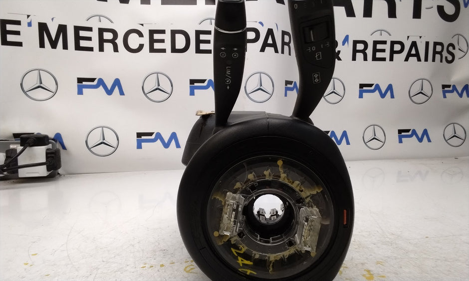 Mercedes E-CLASS W213 INDICATOR/WIPER GEAR SELECT + SQUIB  A2139005606 FM001042