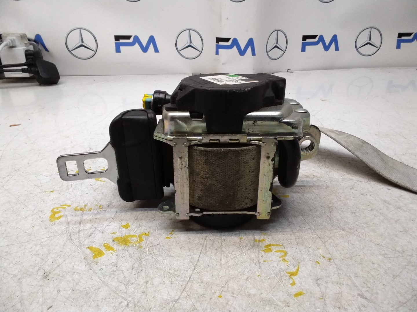 MERCEDES C-CLASS W205 SEAT BELT REAR RIGHT DRIVER SIDE A2058601601 FMS352 OSR