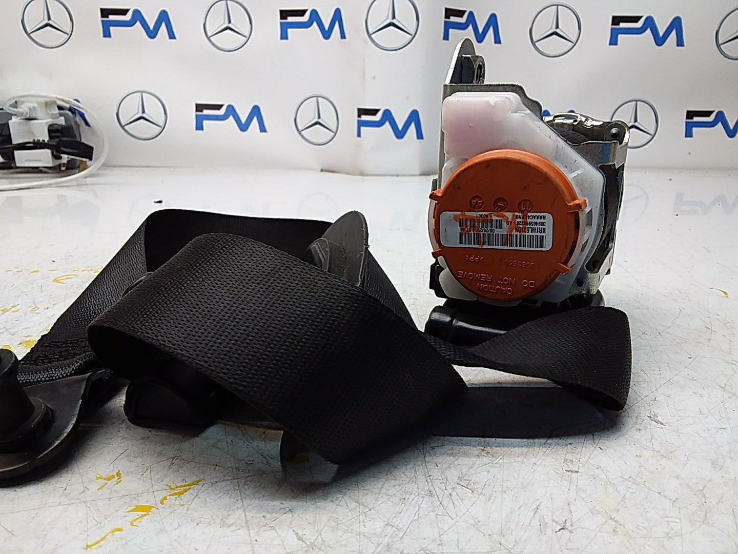 MERCEDES A CLASS  FRONT RIGHT SEAT BELT WITH PRETENSIONER A1778600800 FMS53 OSF