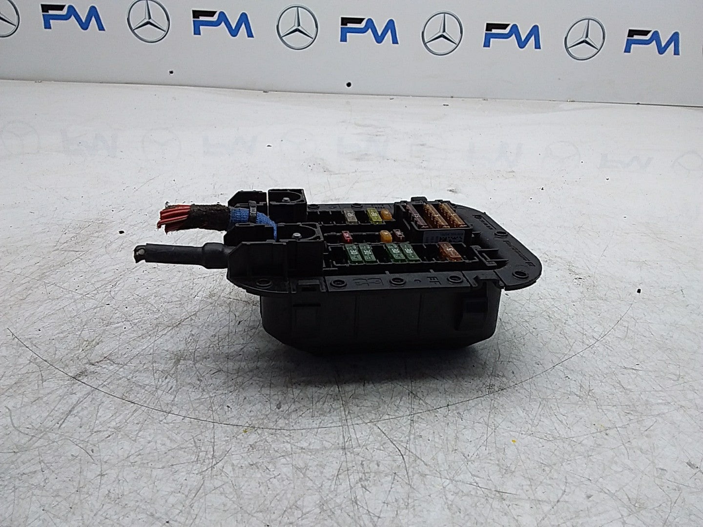 Mercedes S-CLASS  W222 Fuse Relay Junction Box  FMF149 A2225403150