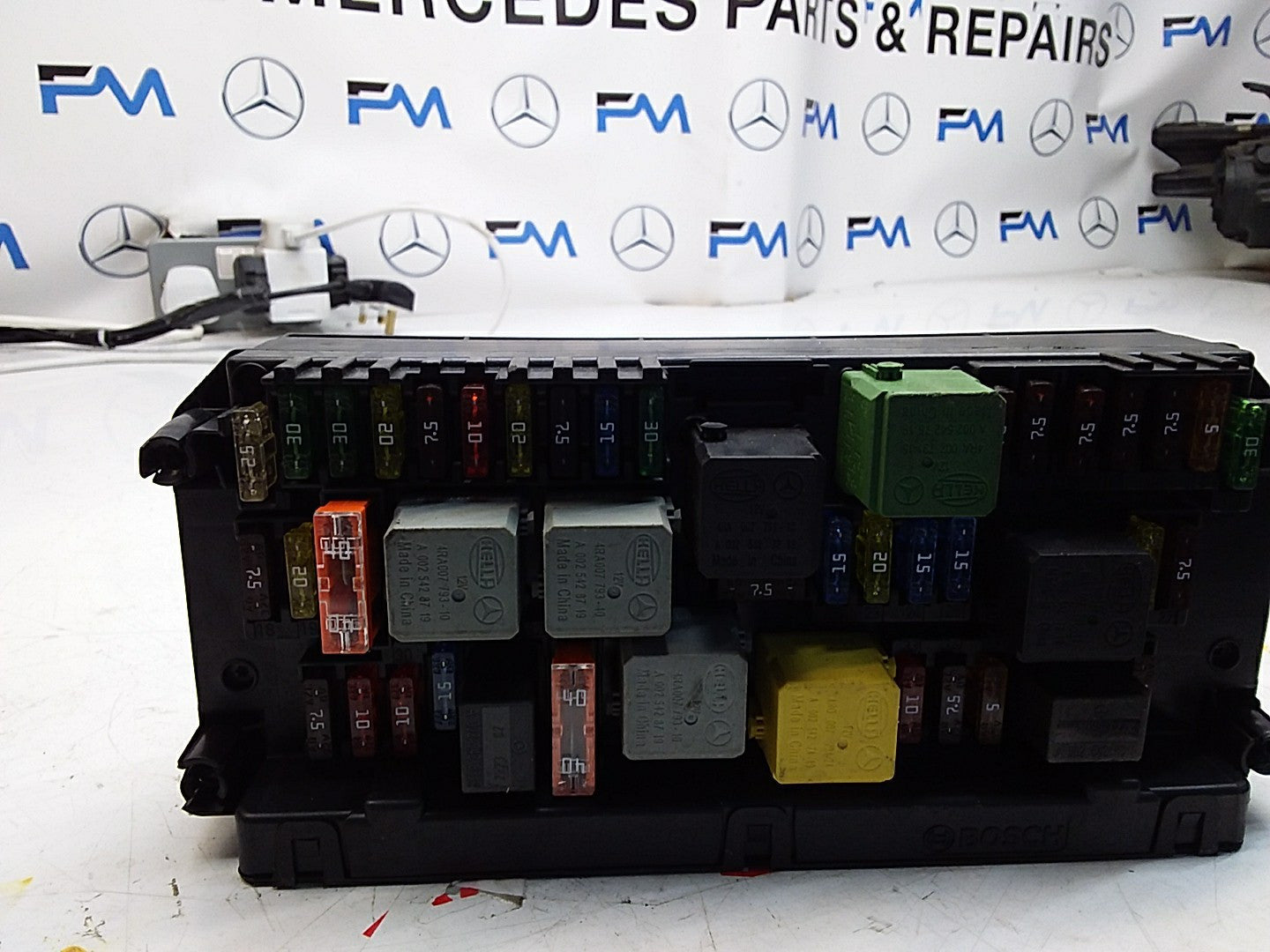 Mercedes E-CLASS W212 Fuse  Box RELAY A2129003614 FMF99