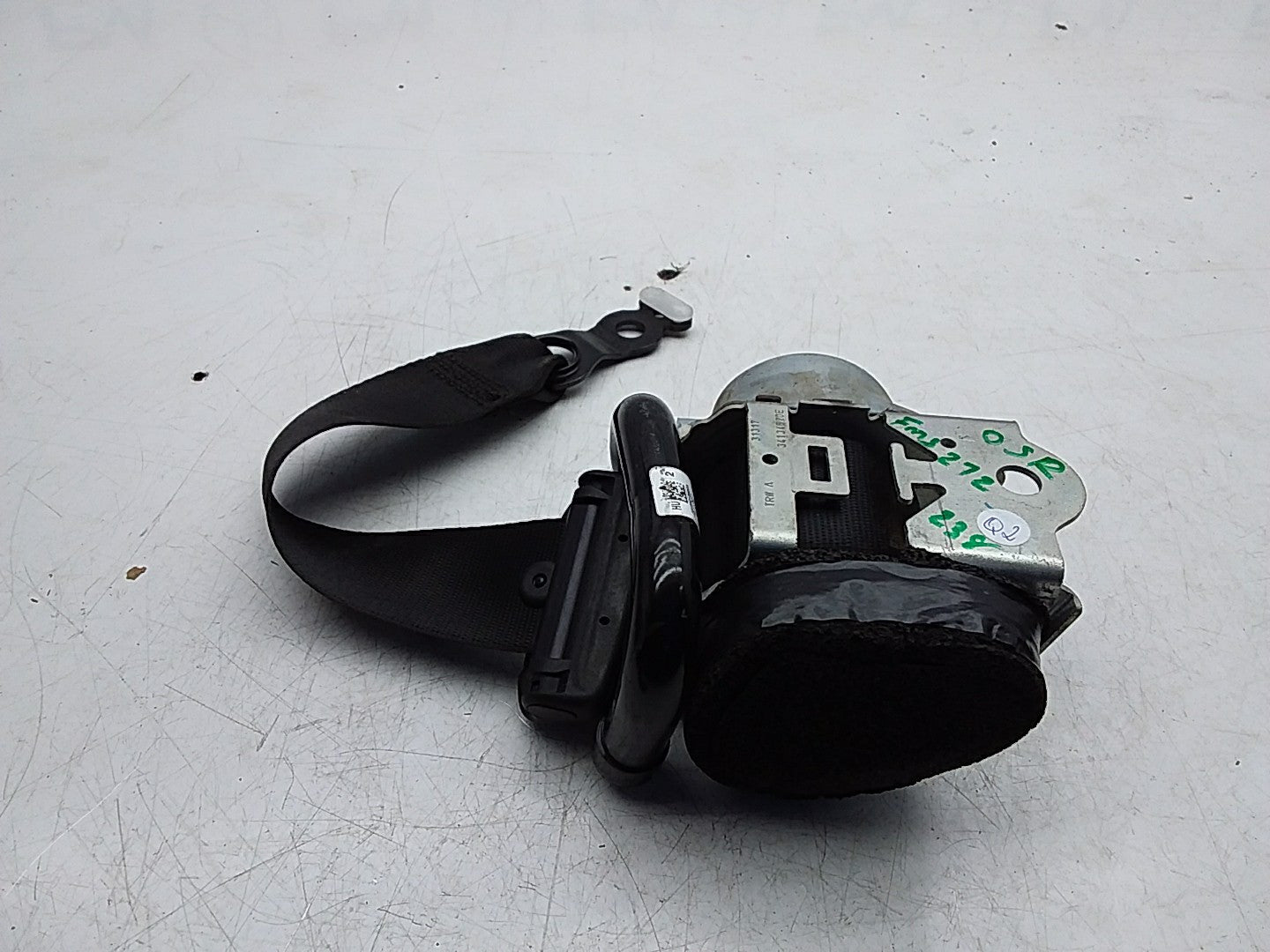 MERCEDES E-CLASS W238 SEAT BELT REAR RIGHT DRIVER SIDE A2388603600 FMS272 OSR