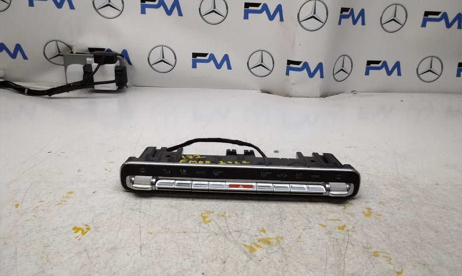 MERCEDES A B CLASS W177 W247 HEATER CLIMATE CONTROL PANEL A2479053402  FM001012