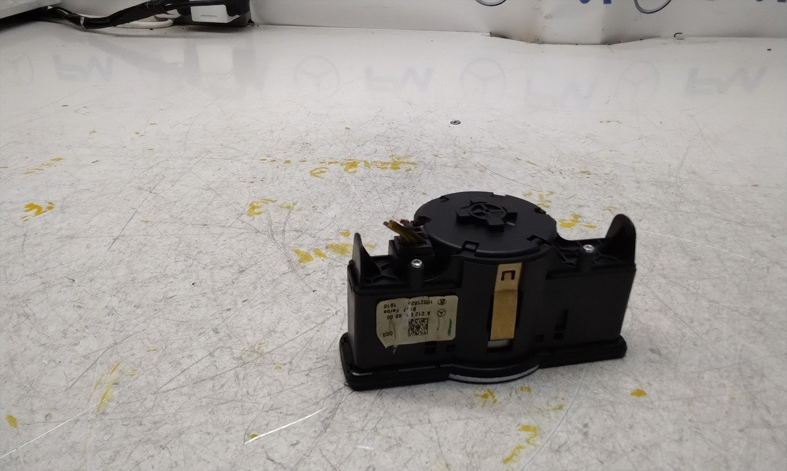 MERCEDES E-CLASS W212 HEADLIGHT CONTROL SWITCH 2012 A2129056800 FM001023