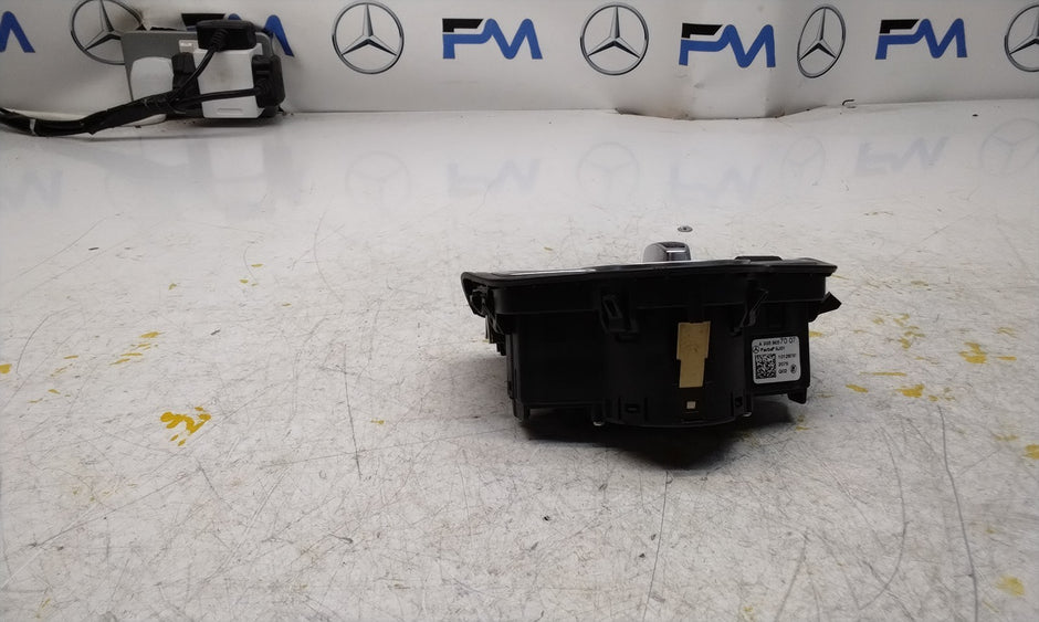 MERCEDES C-CLASS W205 HEADLIGHT CONTROL SWITCH 2014-2020 A2059057007 FM001021