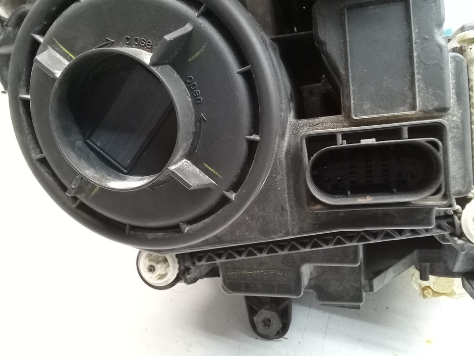 MERCEDES GLK X167 HEADLIGHT PASSENGER NS LEFT A1679060800 2019 FMH174