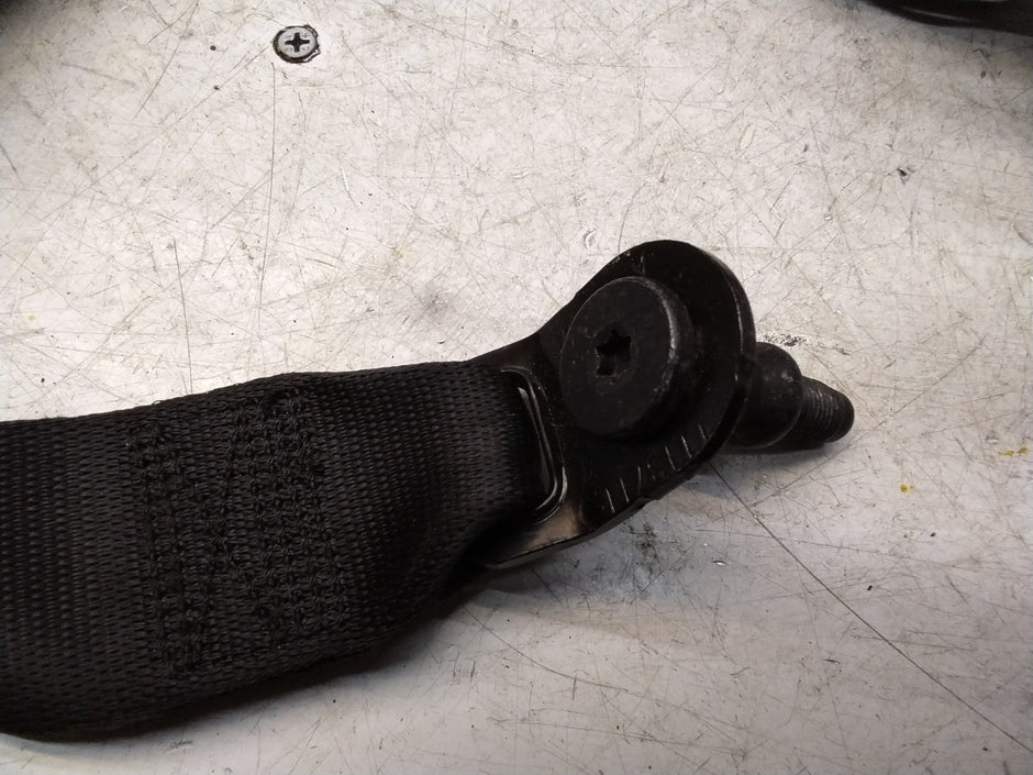 MERCEDES A CLASS  FRONT LEFT SEAT BELT WITH PRETENSIONER A1778600700 FMS405 NSF