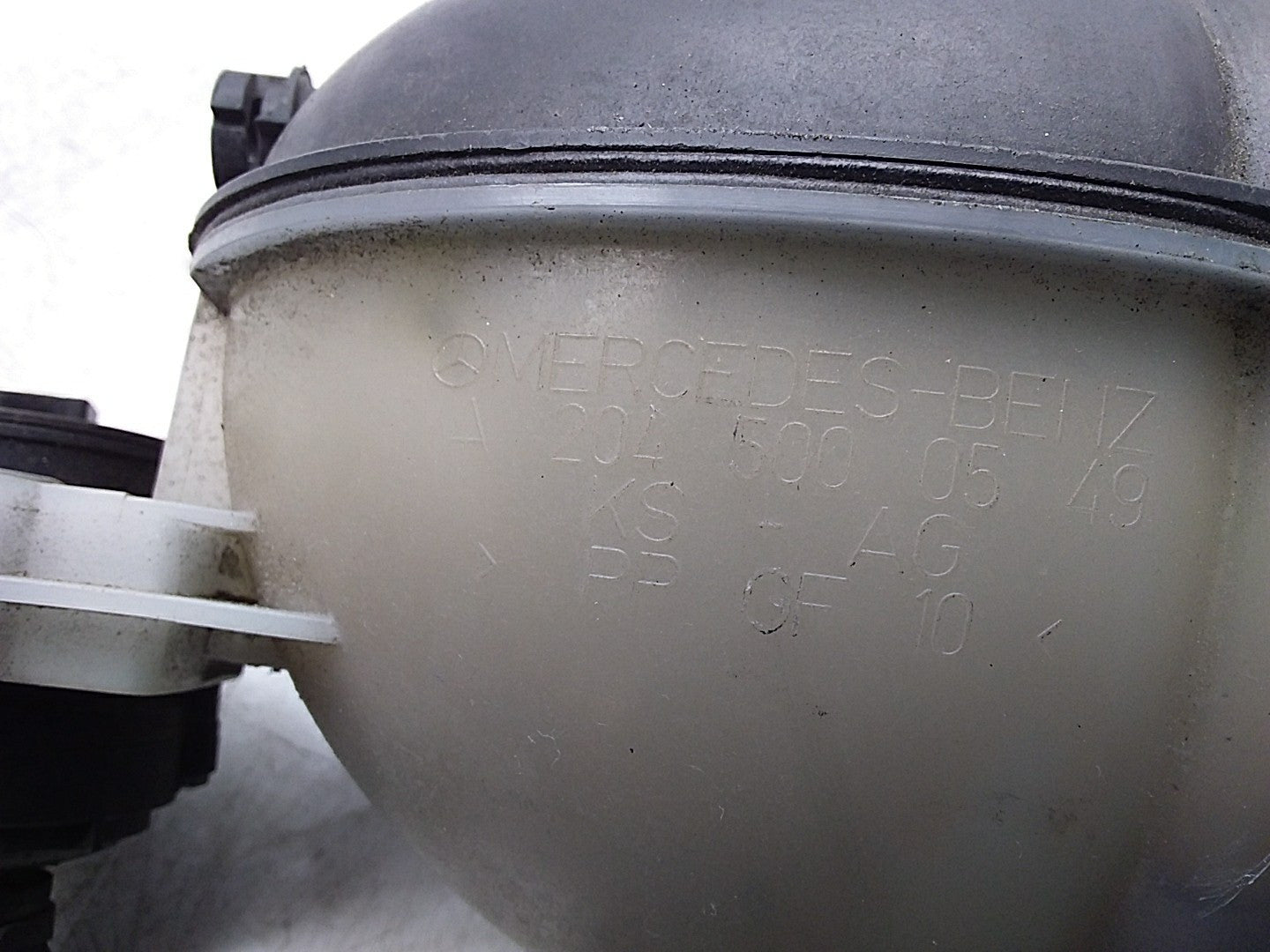 MERCEDES BENZ C-CLASS W204 COOLANT EXPANSION TANK  A2045000549 FMC127