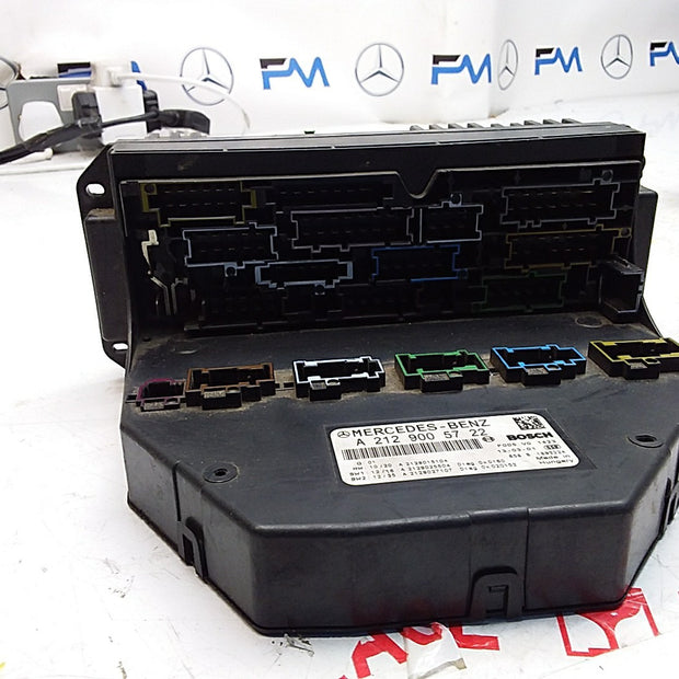Mercedes E-CLASS W212 Fuse  Box RELAY A2129005722 FMF93