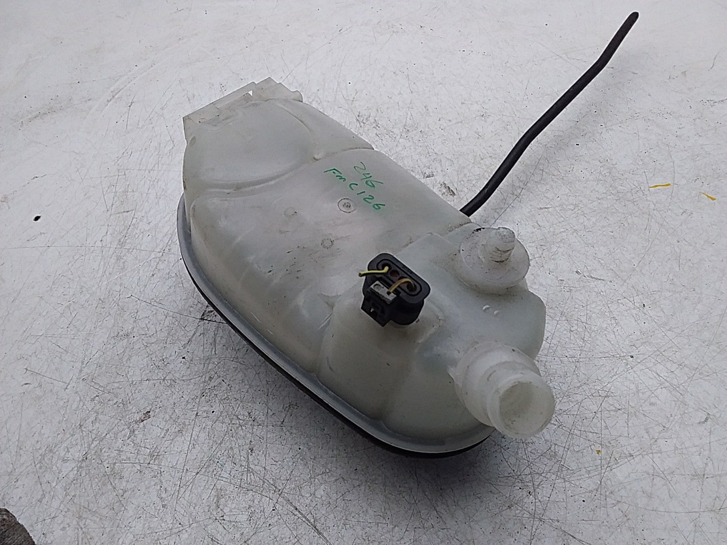MERCEDES BENZ B-CLASS W246 COOLANT EXPANSION TANK  A2465000049 FMC126