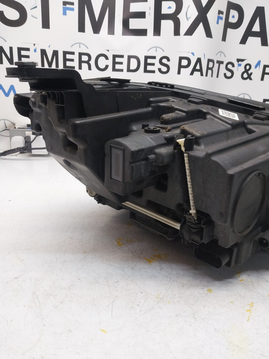 MERCEDES E-CLASS 2014 ONWARDS W213 HEADLIGHT PASSENGER NS A2139064104 FMH154