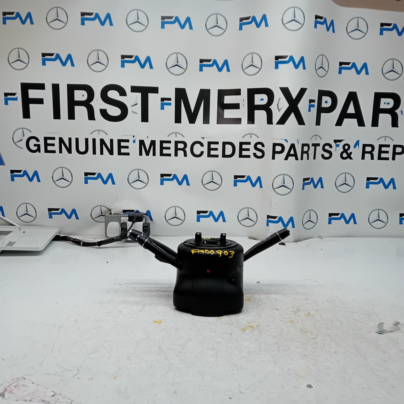 Mercedes E-CLASS W213 INDICATOR/WIPER GEAR SELECT + SQUIB  A2139007810 FM00903