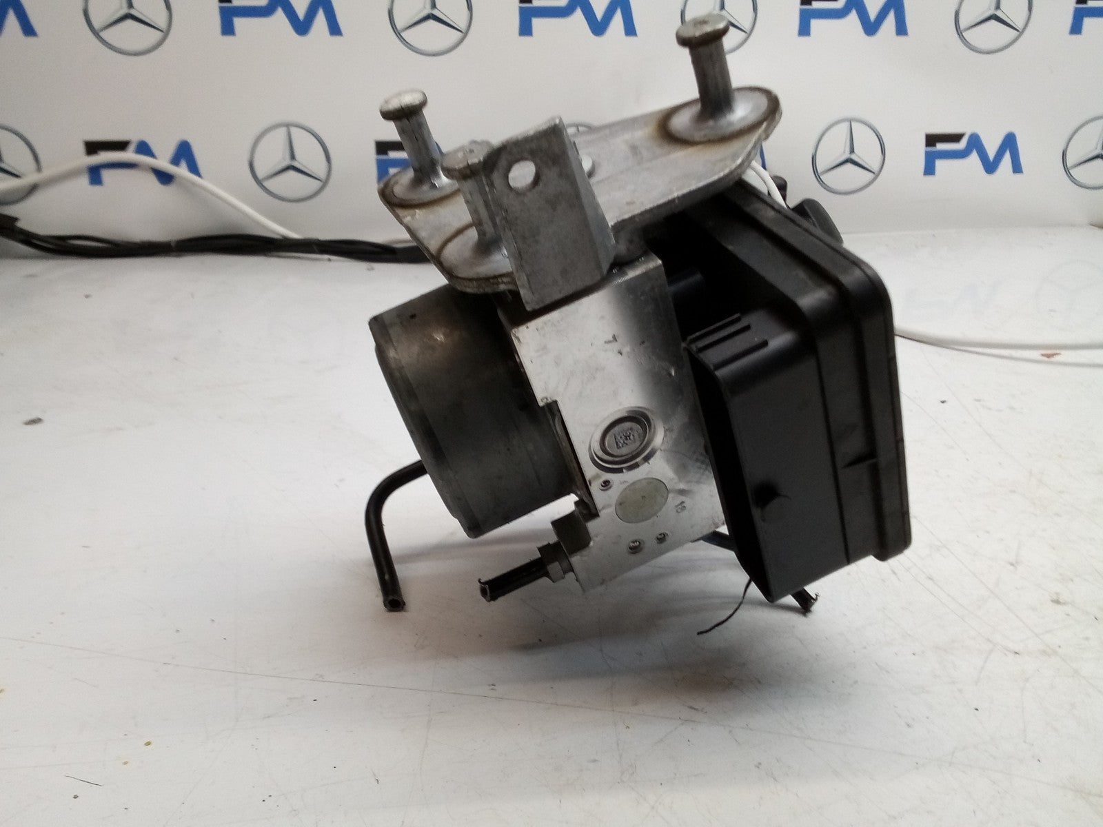 MERCEDES GLC X253 ABS PUMP MODULE CONTROL UNIT A2539001400 FM00771