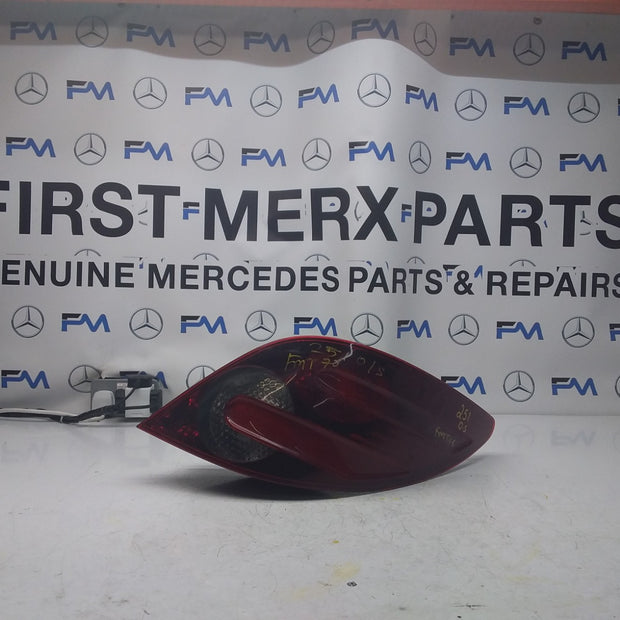 MERCEDES R-CLASS W251 REAR DRIVER O/S TAIL LIGHT FMT76