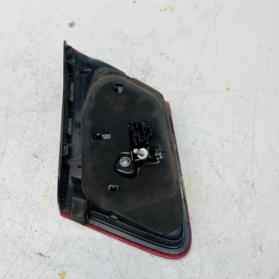 MERCEDES E-CLASS W212 DRIVER SIDE OS REAR TAIL LIGHT FMT127