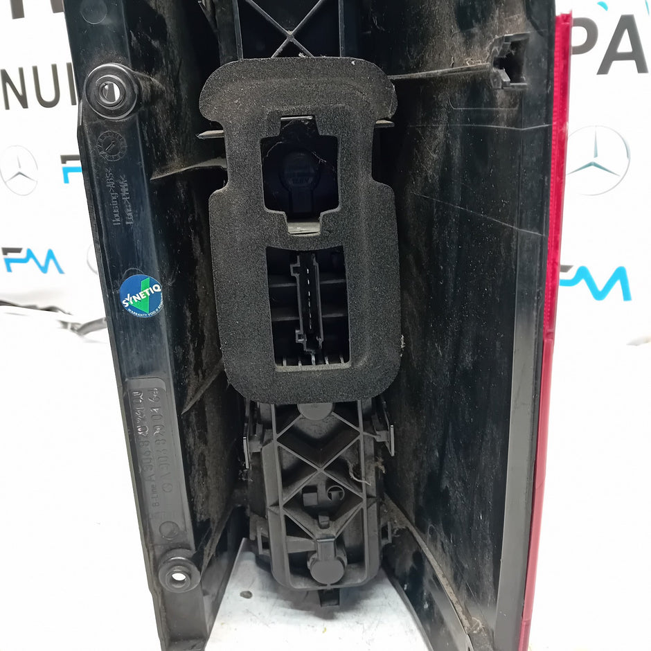 MERCEDES SPRINTER W906 2006-14 PASSENGER NS REAR TAIL LIGHT A9068202100 FMT153