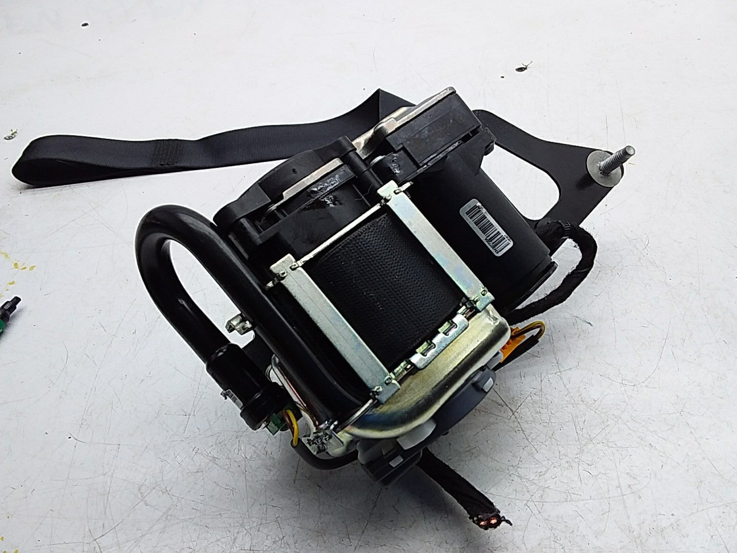 MERCEDES E-CLASS W238 SEAT BELT FRONT RIGHT DRIVER SIDE A2388602900 FMS252 OSF