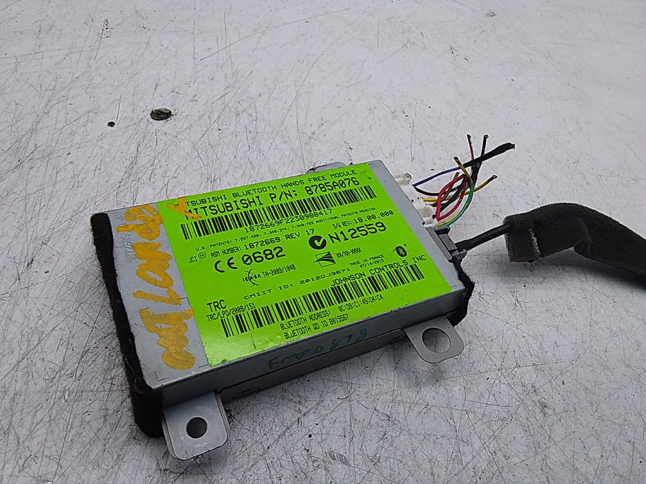 MITSUBISHI  OUTLANDER BLUETOOTH HANDS FREE MODULE FMR04 8785A076