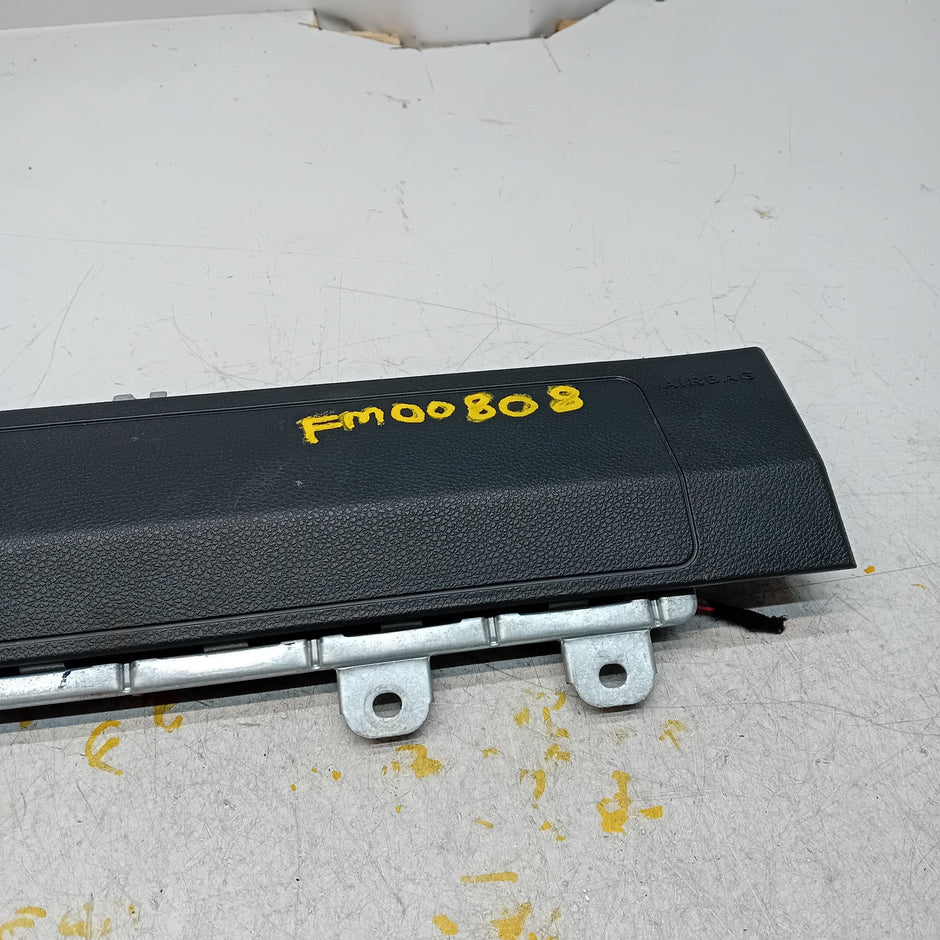 MERCEDES BENZ A-CLASS W176 O/S/F DRIVER SIDE KNEE AIRBAG FM00808
