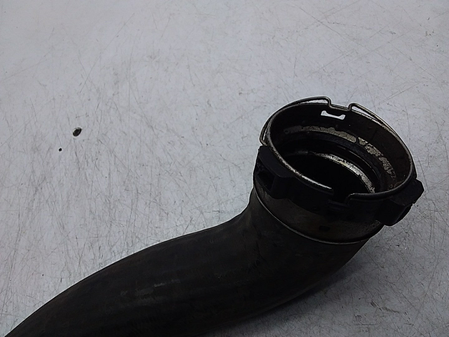 MERCEDES BENZ C-CLASS W204 AIR INTAKE TUBE A2045282682 FMI57