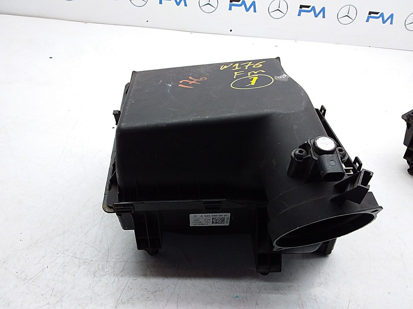 MERCEDES GLA CLASS X156 2013-2020 AIR FILTER BOX  SENSOR 2.1 D A6450900001 FMA01