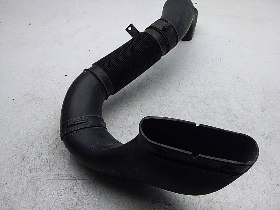 MERCEDES-BENZ C-CLASS A203 AIR INTAKE TUBE A6460900082 FMI07
