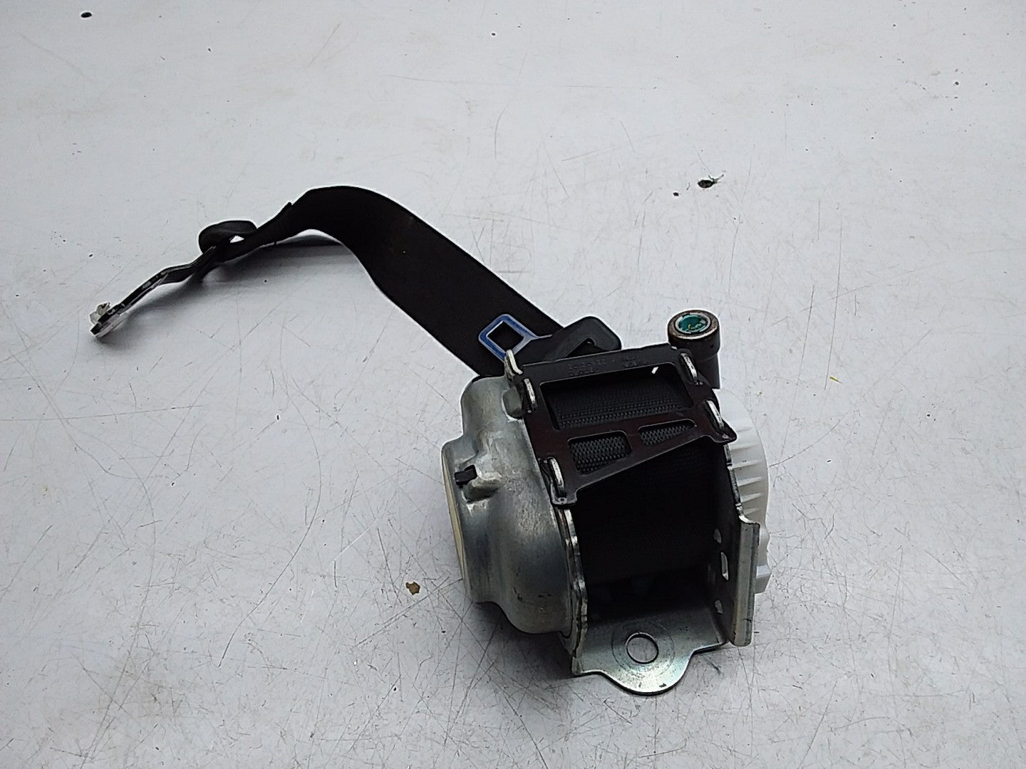 MERCEDES C-CLASS W205 SEAT BELT REAR RIGHT DRIVER SIDE A2058600685 FMS277 OSR