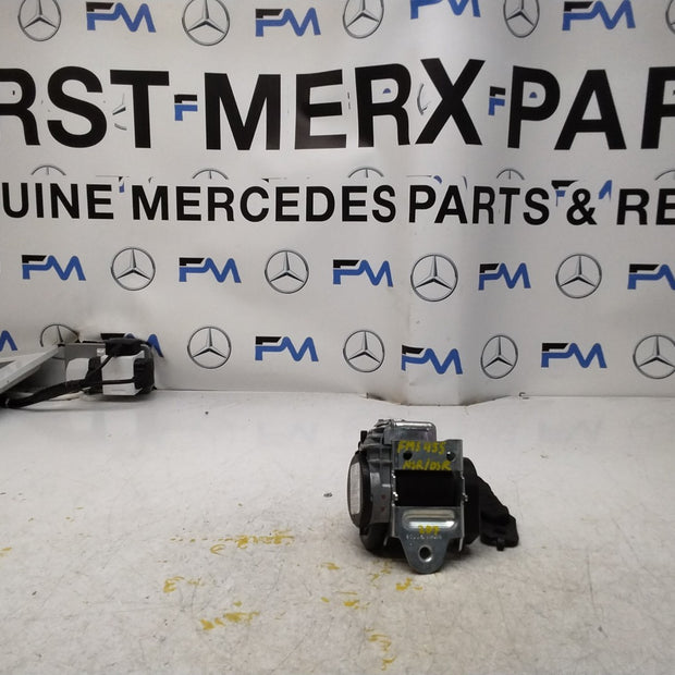 MERCEDES E CLASS SEAT BELT REAR RIGHT AND LEFT A2078602385 C207 FMS455 NSR OSR
