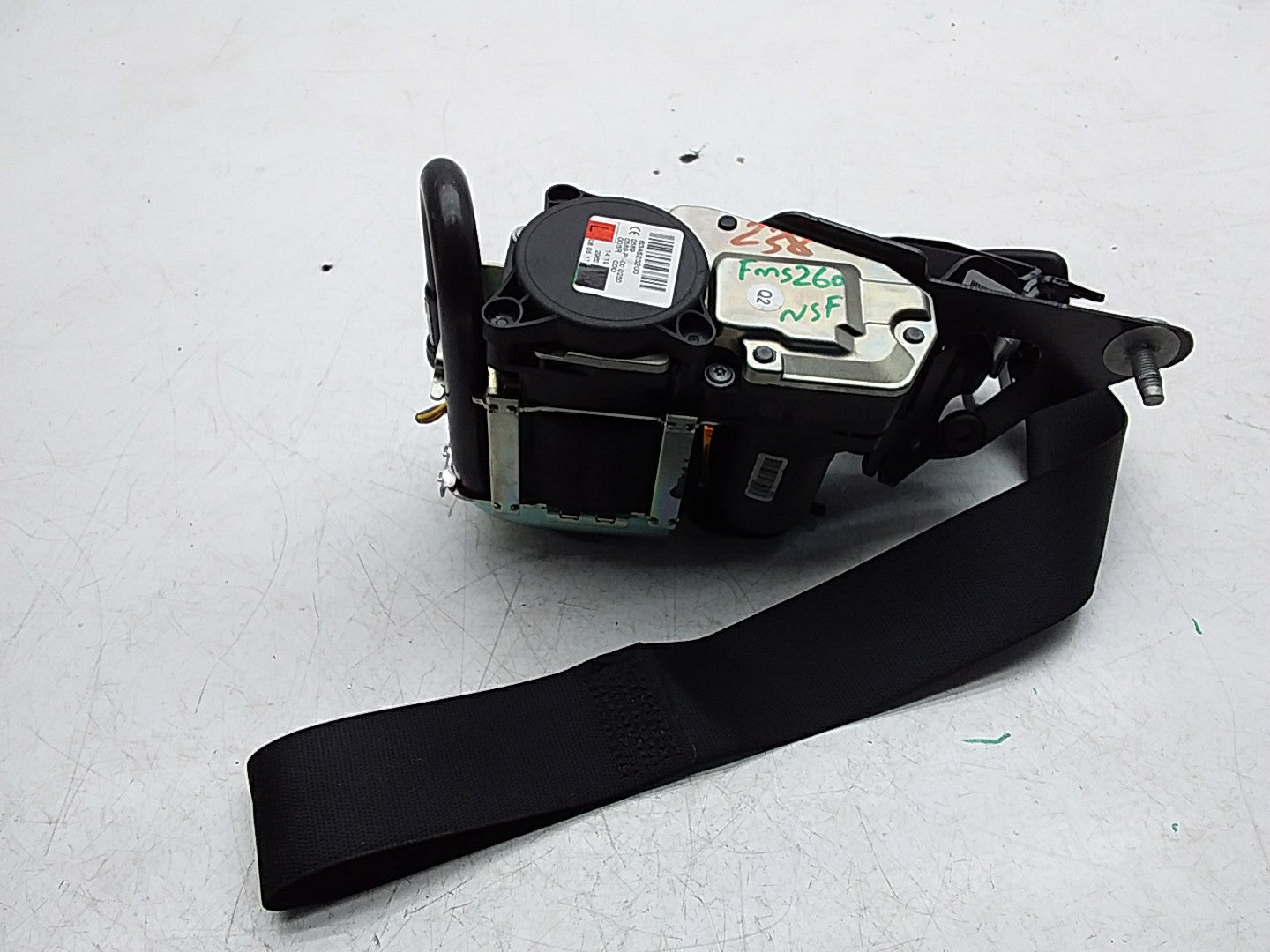 MERCEDES E-CLASS W238 SEAT BELT FRONT LEFT PASSENGER SIDE A2388602800 FMS260 NSF